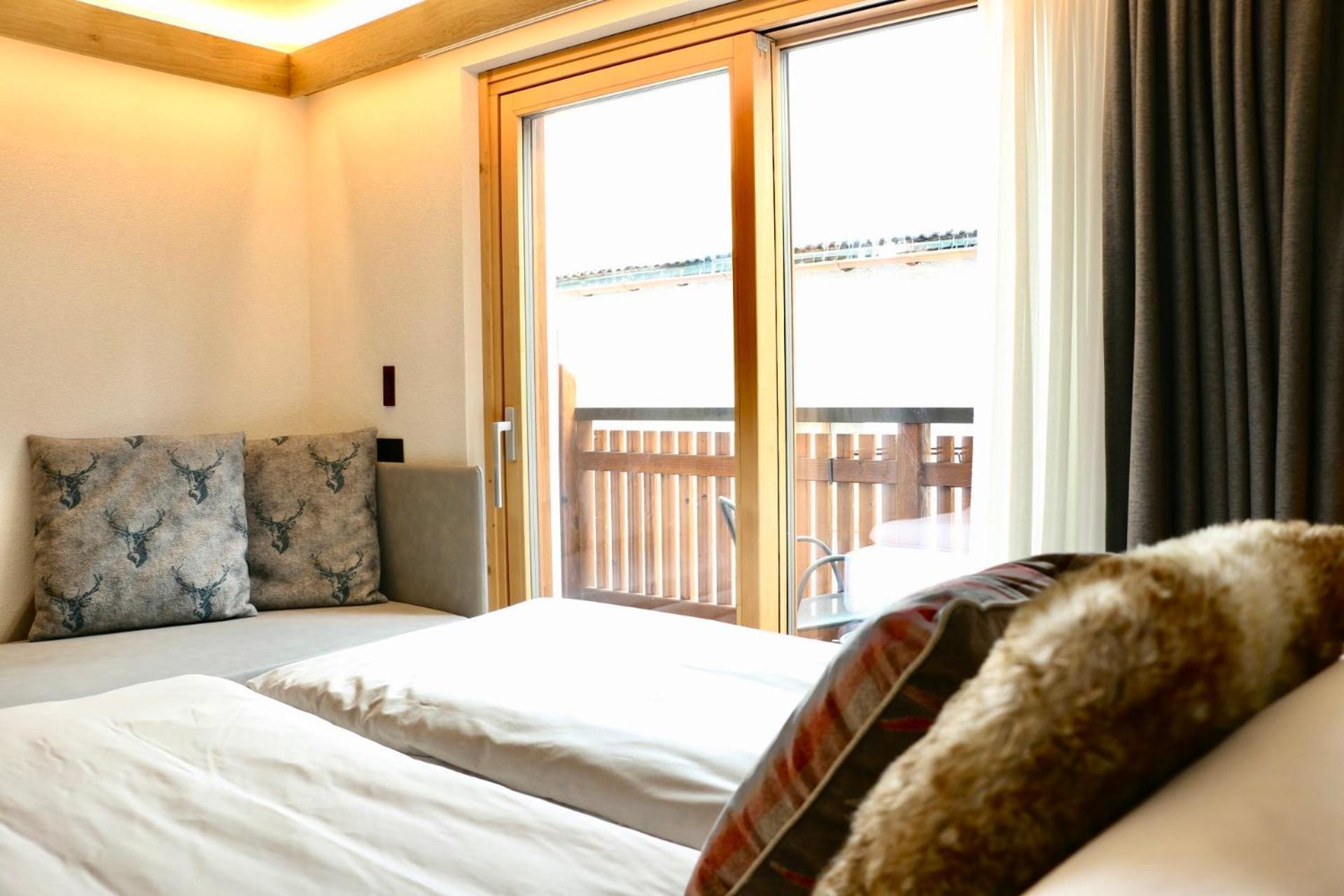 Hotel Galli'S - Centro リヴィーニョ エクステリア 写真